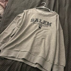 SALEM MA oversized crewneck